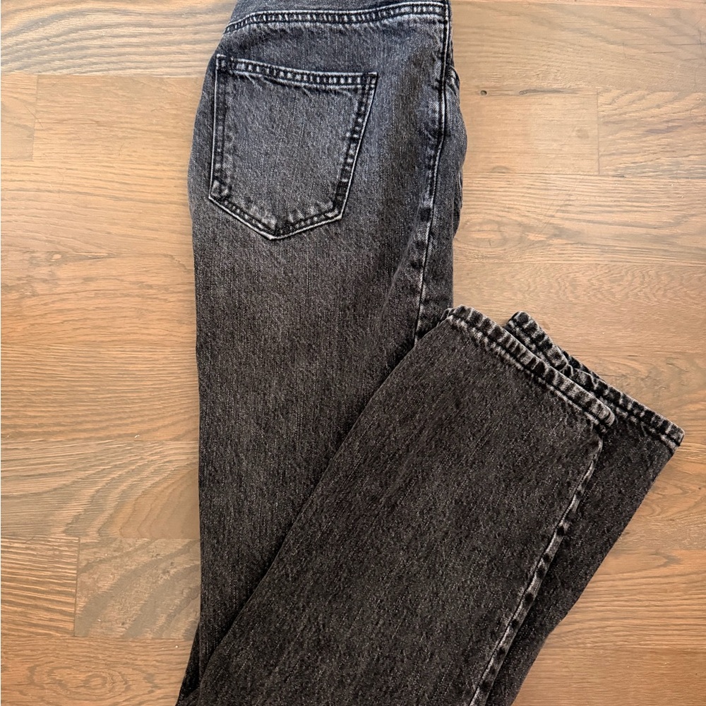Stradivarius Classic Straight Jeans